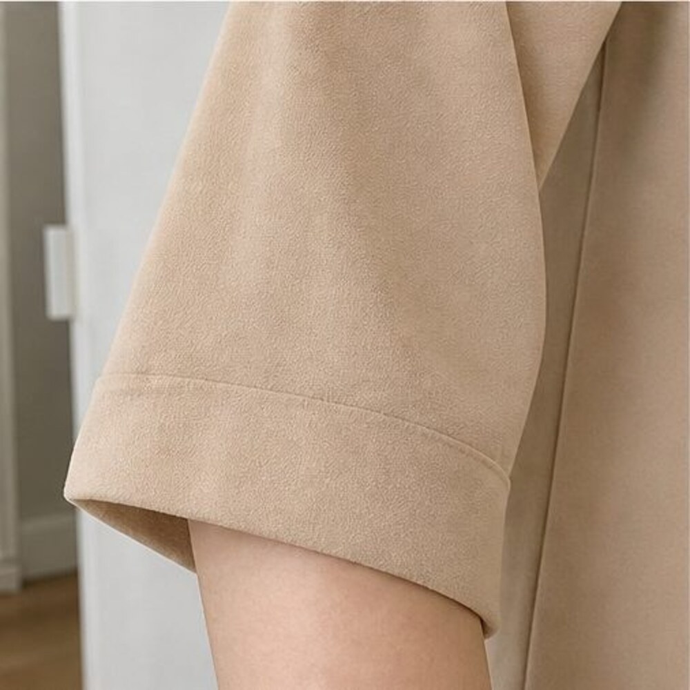 Sand Pleated Blouse - Picture 5 of 6